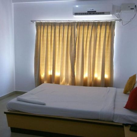 Hotel Kalyani Mysore Ngoại thất bức ảnh