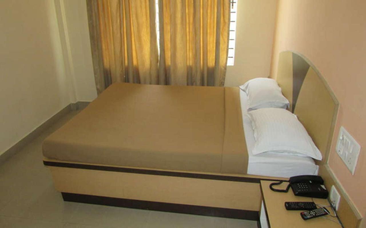 Hotel Kalyani Mysore Ngoại thất bức ảnh