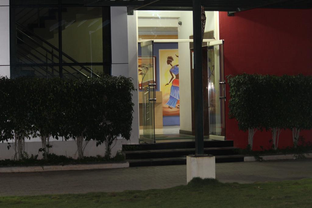 Hotel Kalyani Mysore Ngoại thất bức ảnh